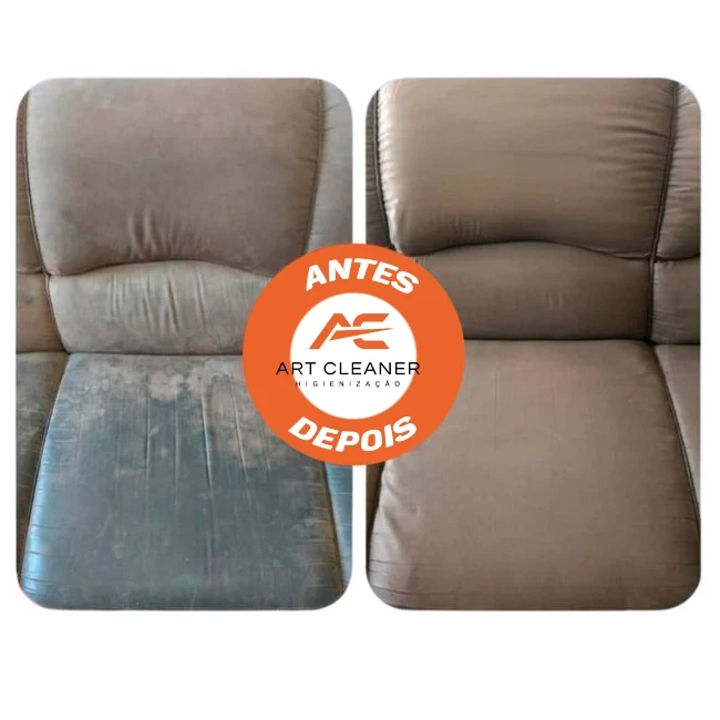Registro oficial de antes e depois de cadeiras estofadas bege
